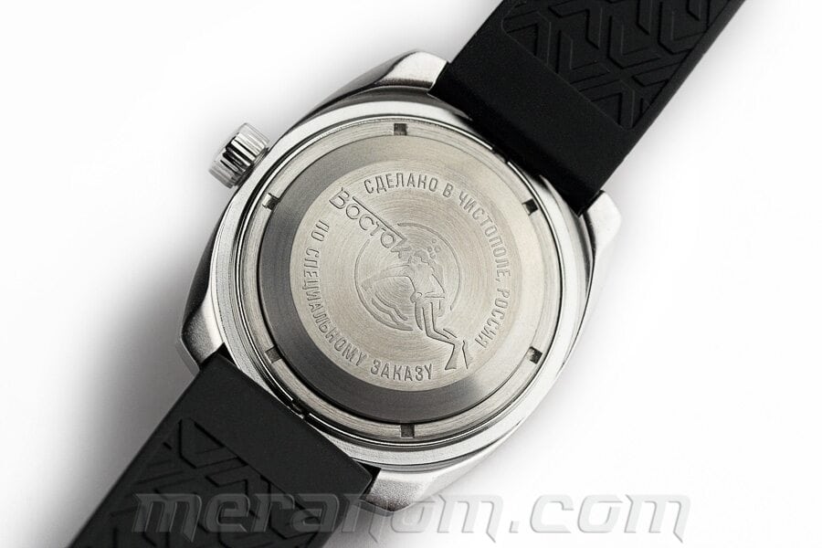 Relojes Rusos - Página 5 2415-090444ms-Amphibian-LE-4-max-900